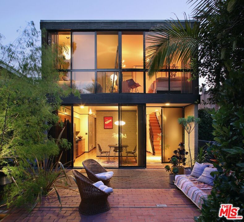 Foto principal - 3009 Thatcher Ave