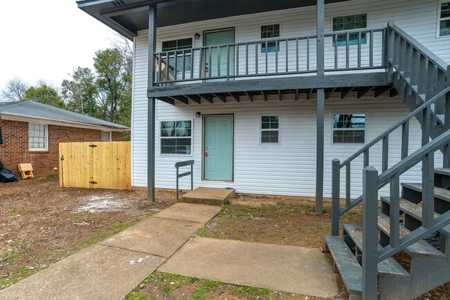Building Photo - 3805 Colonial Park Cir SW