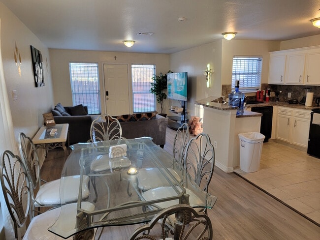 Photo - 3807 Lydia St (Houston, TX) Townhome