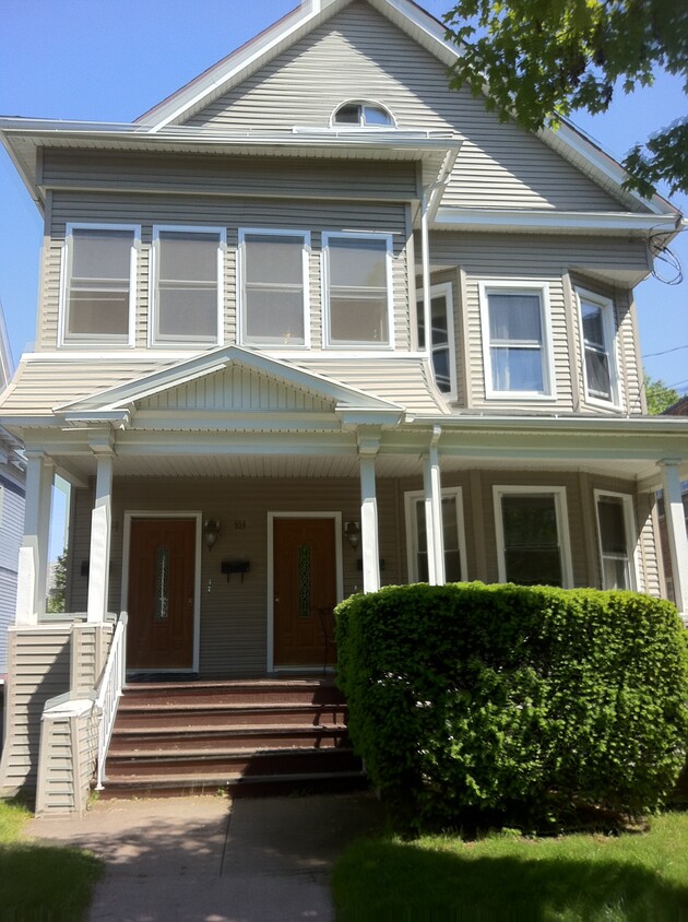 Primary Photo - 705 Orange St