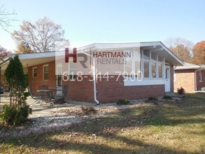 Building Photo - 813 Klein Ave
