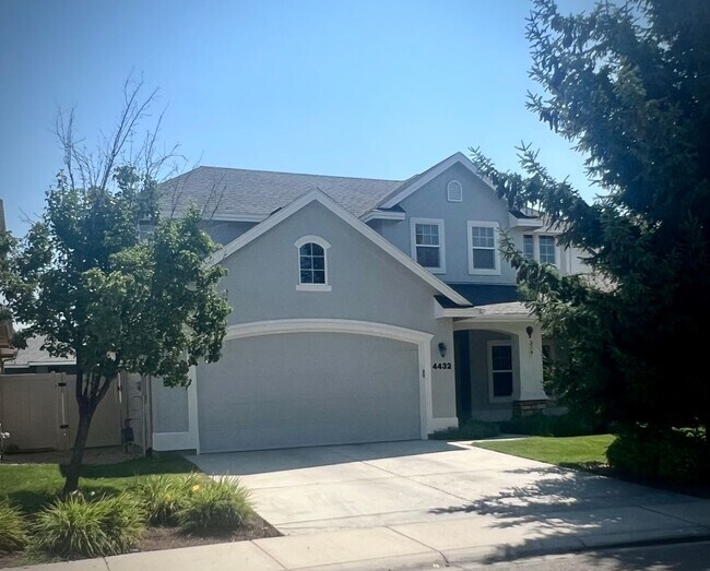 Foto del edificio - Beautiful 3 bed 2.5 bath home in the Cobblefield Crossing Subdivision in Meridian.