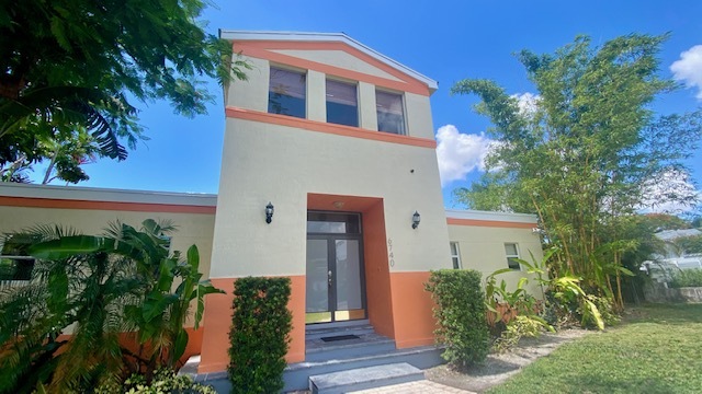 Foto principal - 6740 SW 52nd St