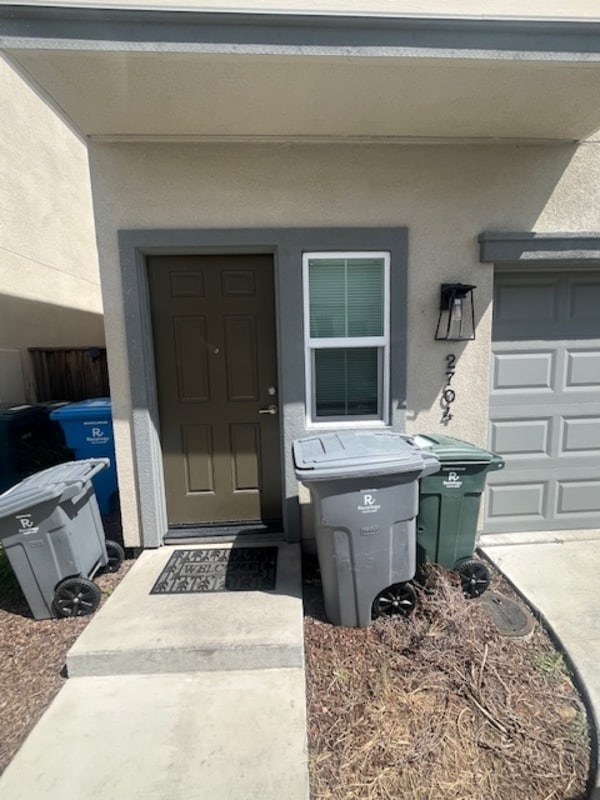 Building Photo - 2704 Bella Cir