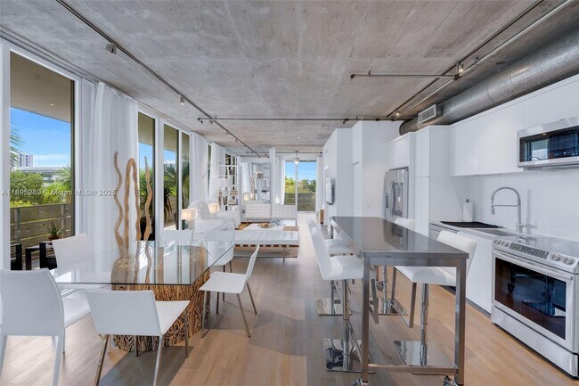 Foto del edificio - 1700 Meridian Ave