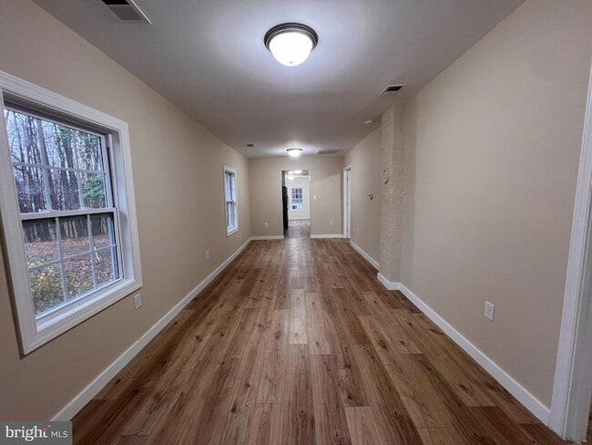 Building Photo - 2073 Warrenton Rd