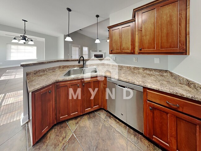 Foto del edificio - 809 Fairway Point Cv W