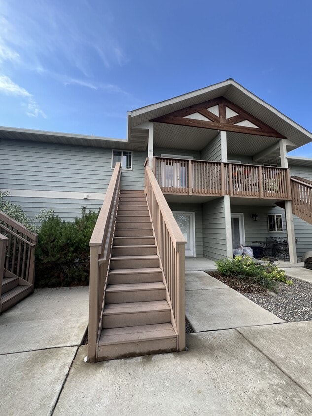 Foto principal - 718 Sonoma Dr