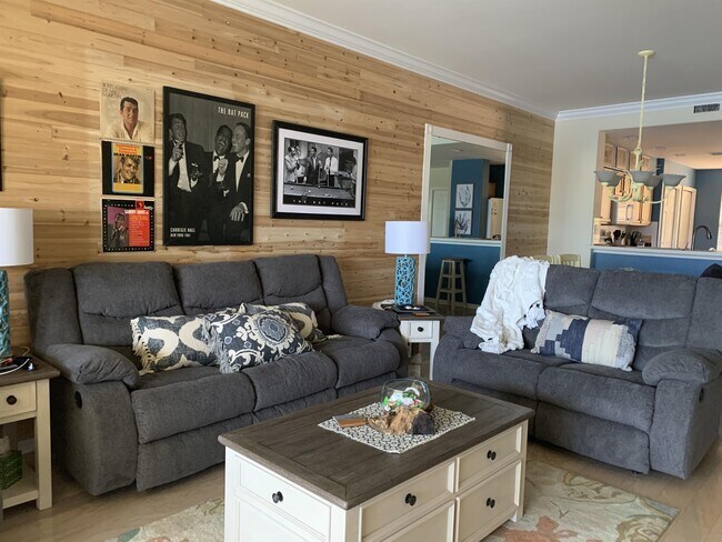 Photo - 17020 Willowcrest Way Townhome