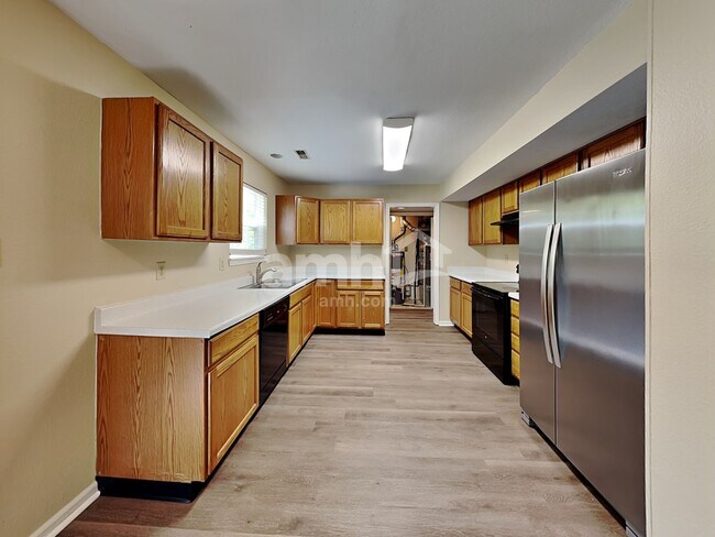 Foto del edificio - 12693 Glengary Dr