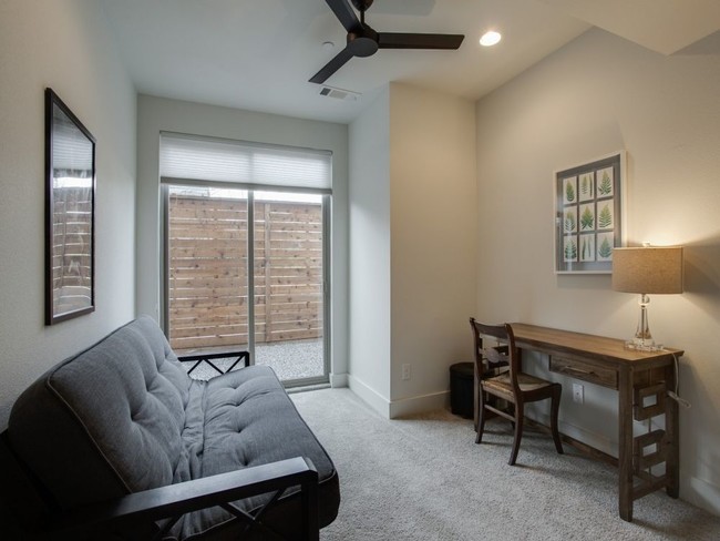 Building Photo - Lower Greenville Stunning Townhome