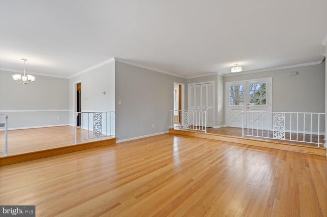 Building Photo - 2727 Calkins Rd