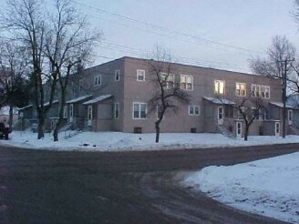 Foto principal - 511 1st Ave NW