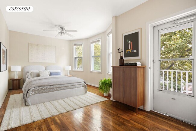 Foto del edificio - 723 E 3rd St