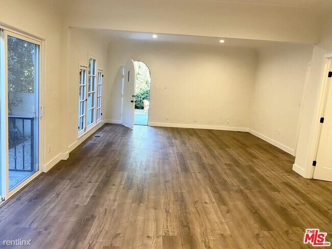 Building Photo - 2 br, 2 bath Condo - 851 Alfred N West Hol...