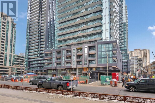 Photo du bâtiment - 110 Broadway Ave