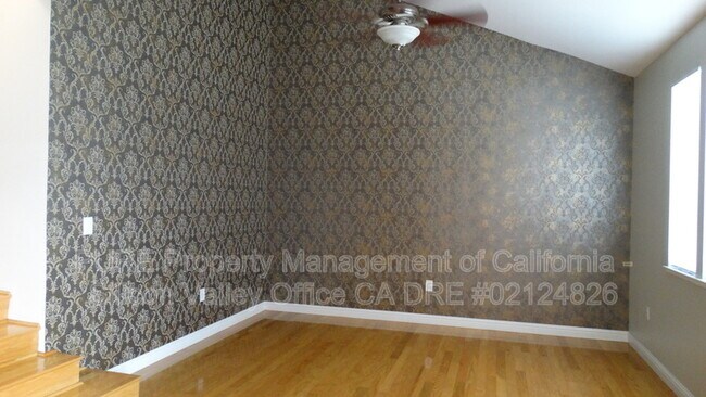 Building Photo - 48 S 23rd St