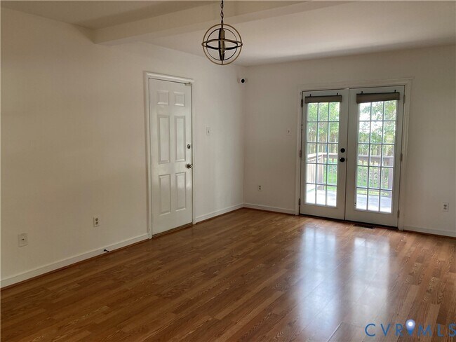 Foto del edificio - 8308 Southern Watch Pl