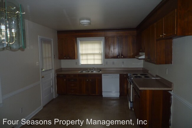 Building Photo - 3 br, 2 bath House - 5725 Barrington Drive