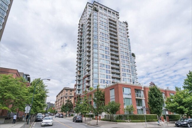 Building Photo - 550 Taylor St
