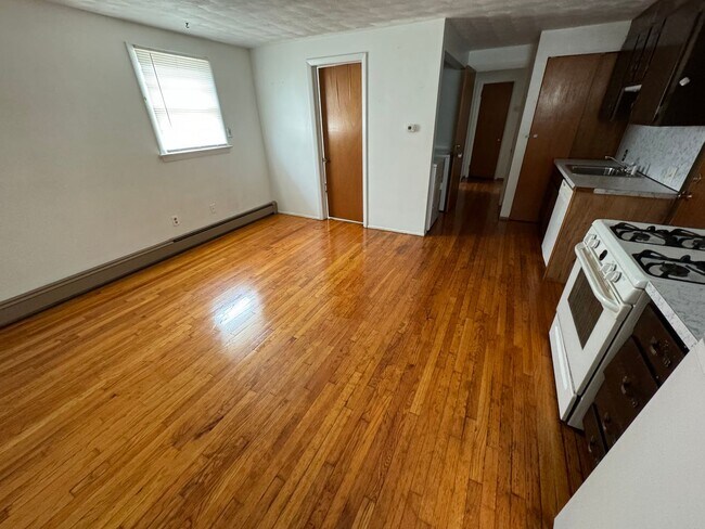 Foto del edificio - Apartment 2nd fl