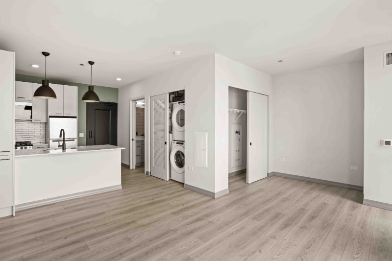 Photo - 2150 N Elston Ave (Chicago, IL)