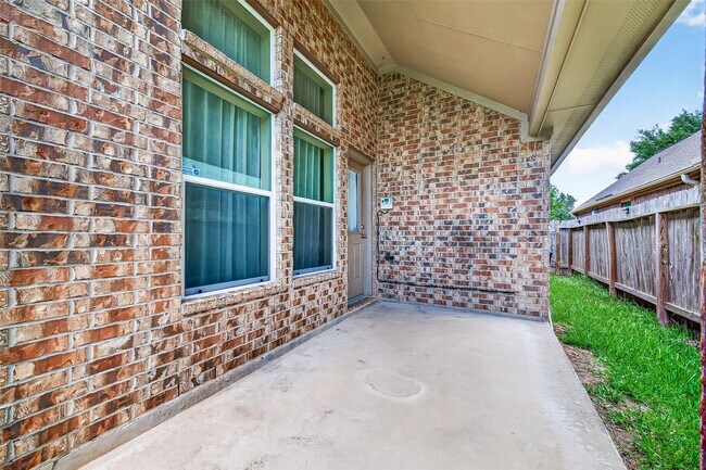 Building Photo - 2410 Horned Owl Dr