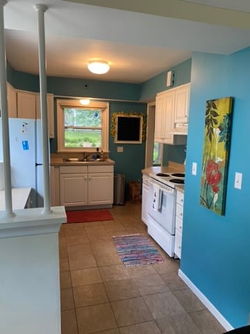 Kitchen - 2011 Helen St