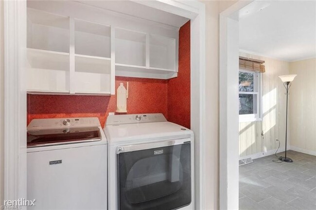 Foto del edificio - 3 br, 2 bath House - 2605 Sherwood St