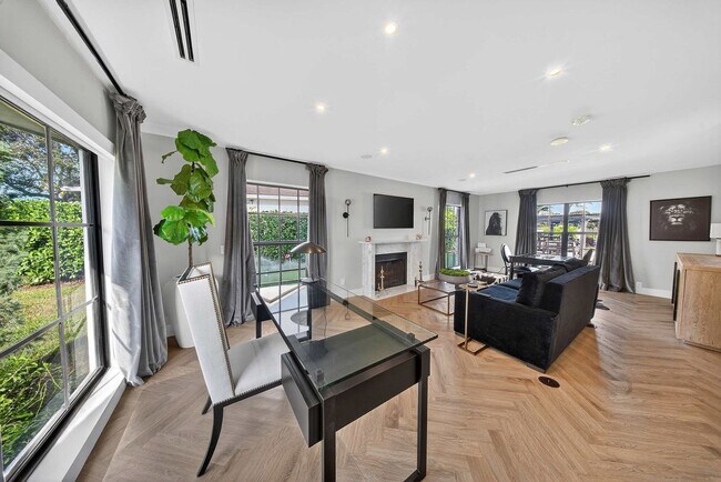 Foto del edificio - 4312 NE 22nd Ave