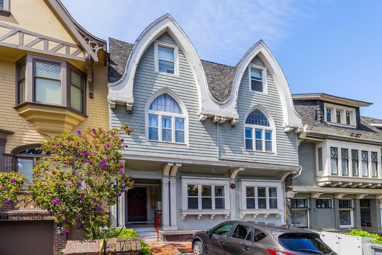 Primary Photo - 905 Ashbury St