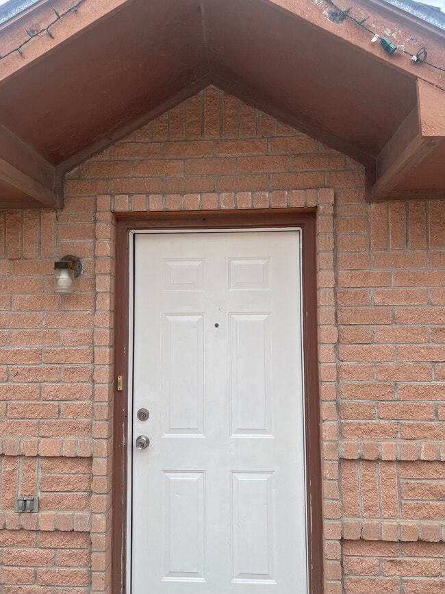 Building Photo - 1519 Orlando St