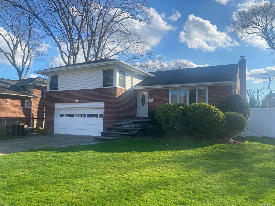 Foto principal - 748 Leslie Ln