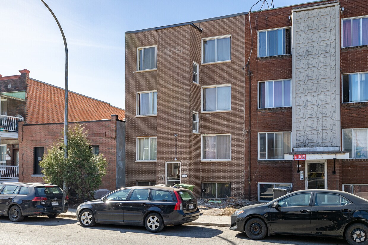 Photo du bâtiment - 7476 Av Bloomfield