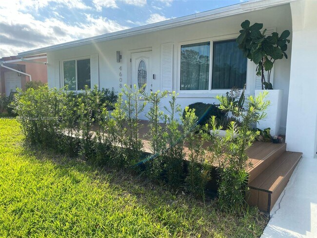 Foto del edificio - 4608 NW 47th Ct