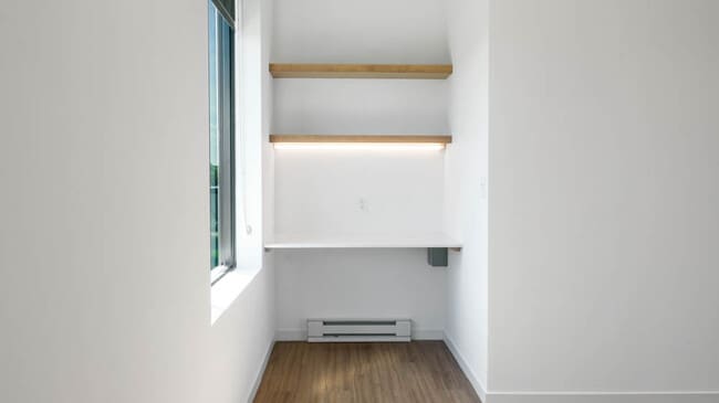 One Bedroom A5 Model Built In Desk - Andante