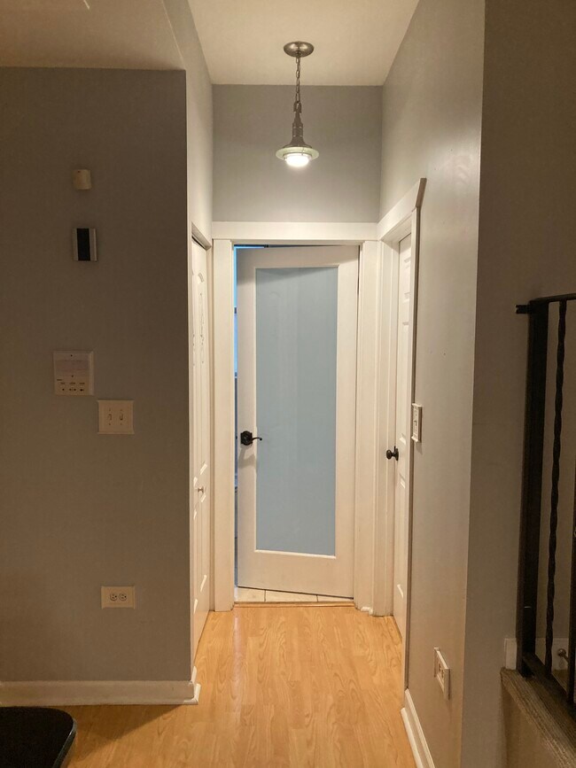 Foto del edificio - 4510 N Ashland Ave