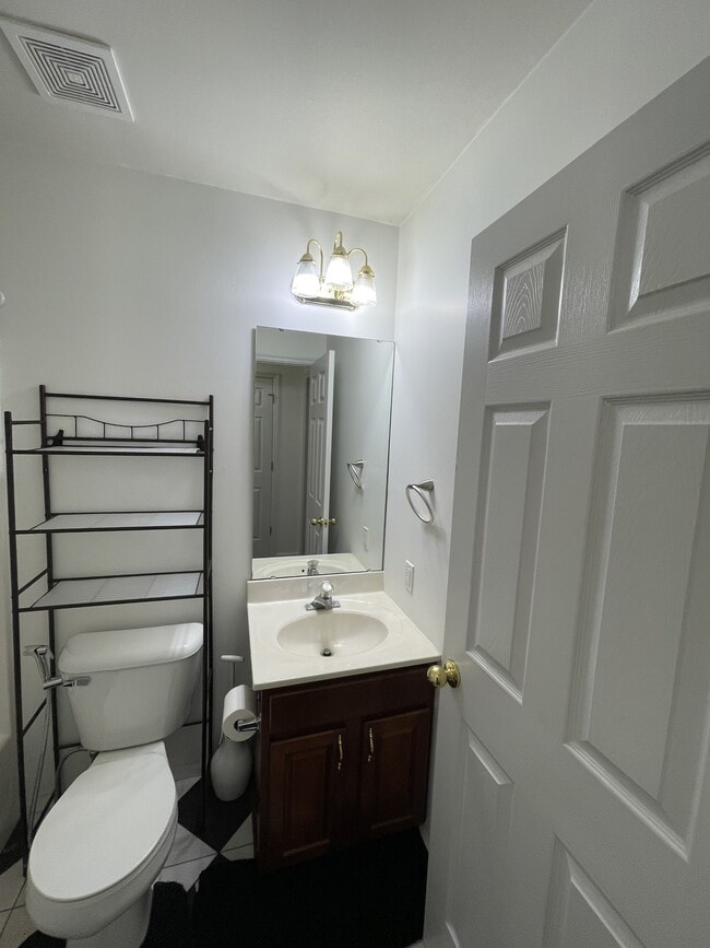 Foto del edificio - 1543 Presidents Landing Dr