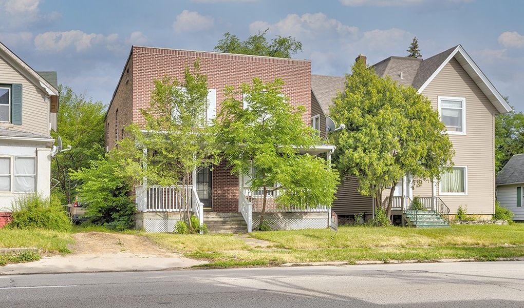 Front View - 419 N 2nd St