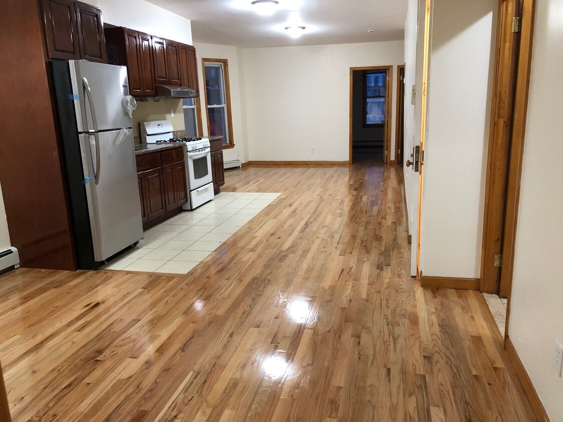 286 McGuinness Blvd, Brooklyn, NY 11222 Apartments in Brooklyn, NY