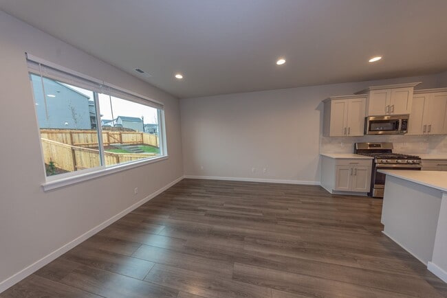 Foto del edificio - Brand New! - 3 Bedroom Townhome in Vancouver WA
