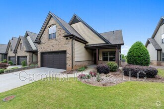 Building Photo - 213 Bell Heather Ln