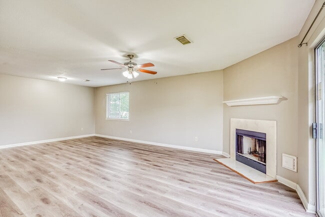 Building Photo - 16115 Purpleridge Ct