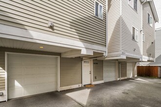 Building Photo - 8535 Midvale Ave N
