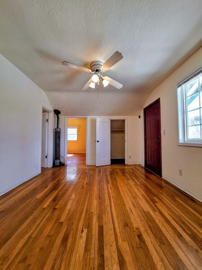 Foto del edificio - 518 E Julian St
