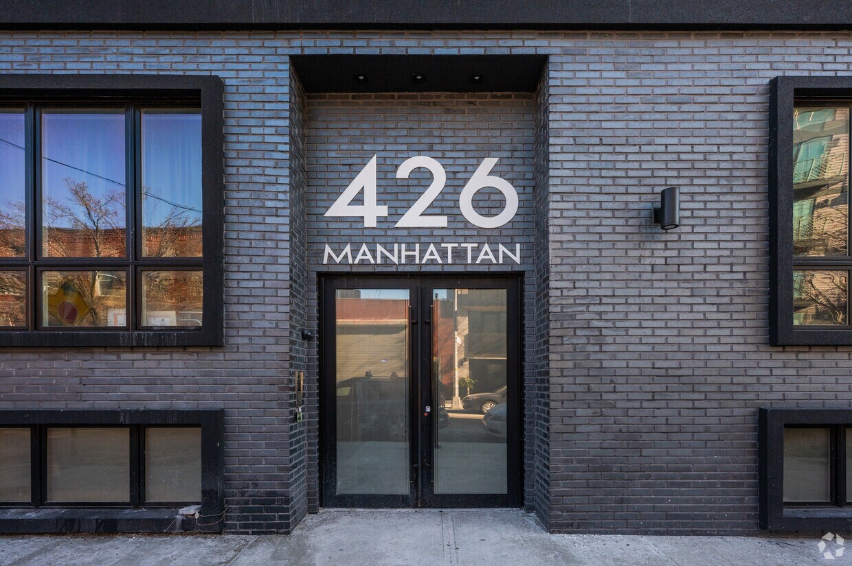 Building Photo - 411 Meeker Ave