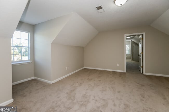 Foto del edificio - 141 The Esplanade Way SW