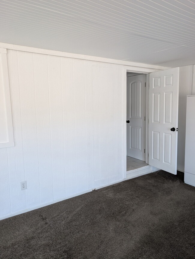 Building Photo - 2314 Edgerton Dr