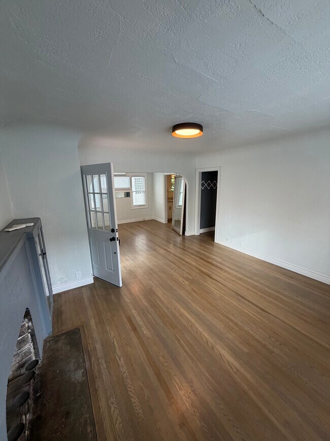 Foto del edificio - 1555 32nd St