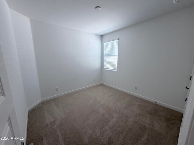 Building Photo - 6991 W Pinnacle Vista Dr